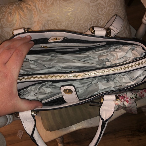 🌸 NWT Steve Madden purse 🌸 - Picture 3 of 6